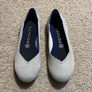 Rothy’s Birds Eye Flax flats size 8. Fits a SS 7/7.5!